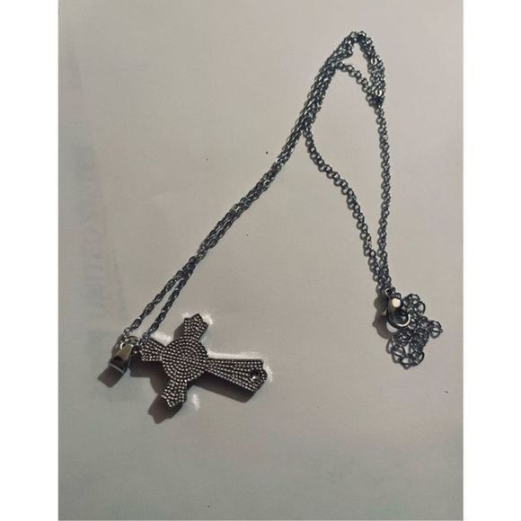 BEAUTIFUL BLUE OPAL CELTIC CROSS NECKLACE - Picture 5 of 8